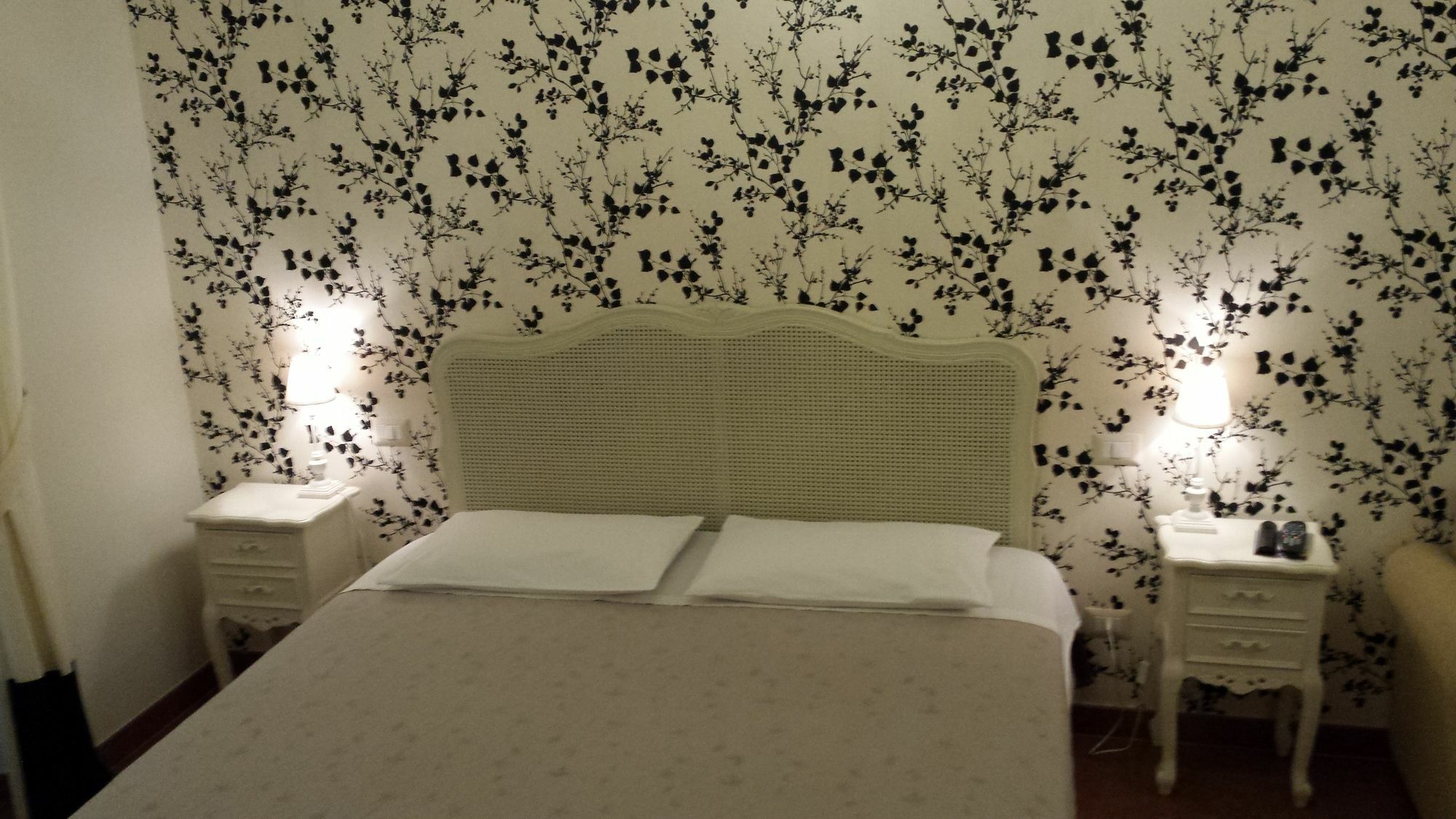 โดมุส ฟลาวิเย Hotel โรม ภายนอก รูปภาพ